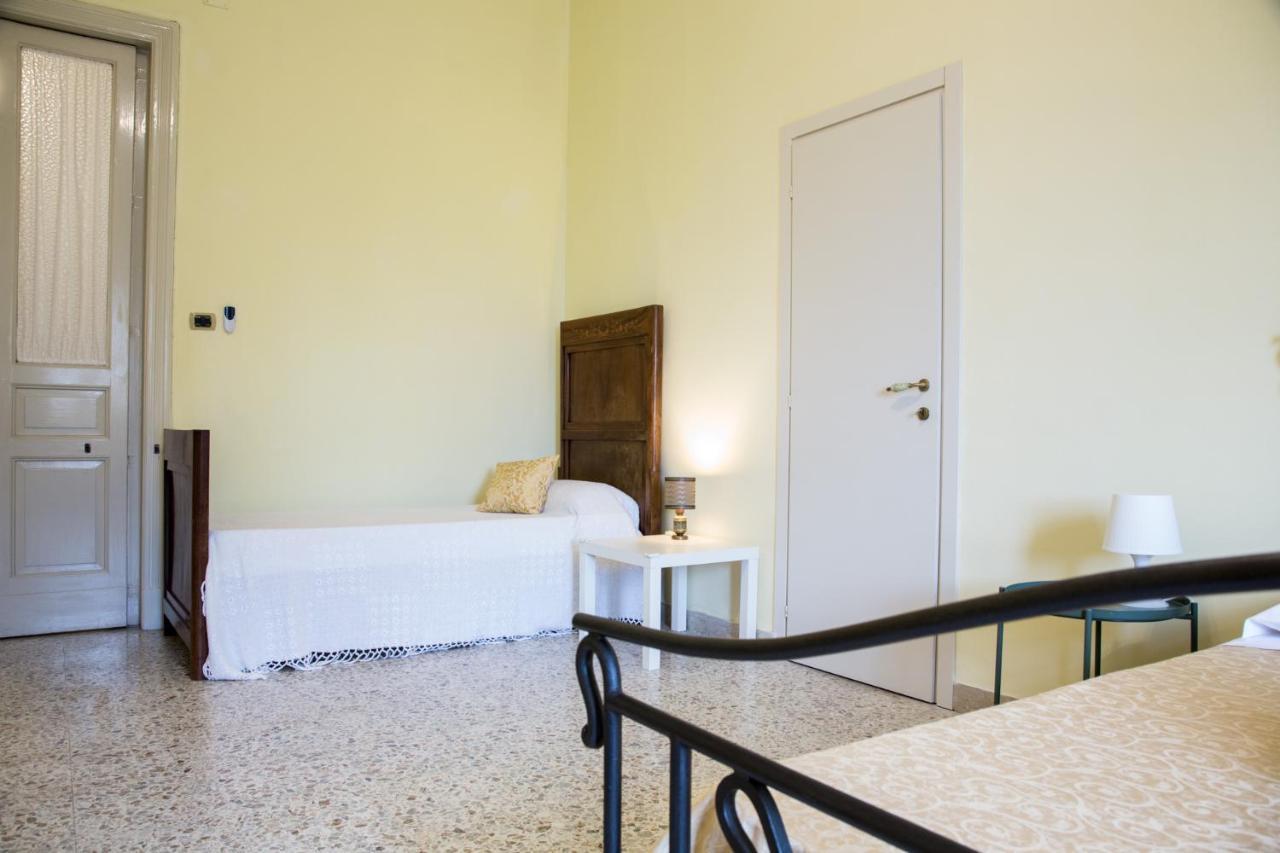 Bed and Breakfast Bellaqua Катания Экстерьер фото